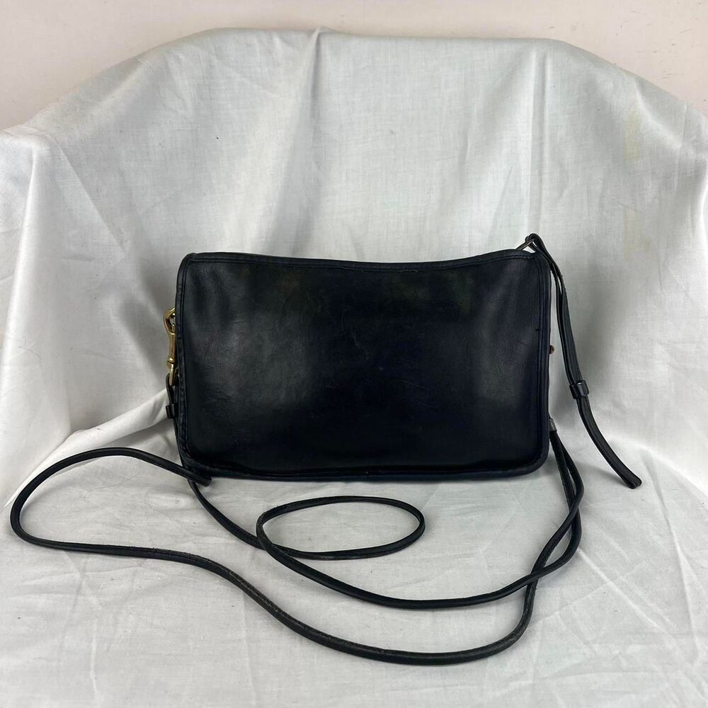 Coach Vintage Black Leather Basic Crossbody Bag 1970's Made NY City USA